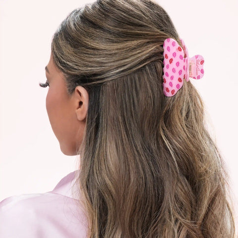 Kiss Kiss Crystal Hair Clip
