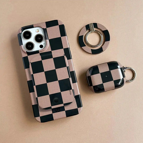 Mocha Vibe Checkered Portable MagSafe Charger Power Pack